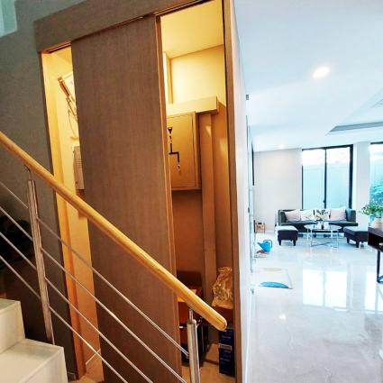 ขายโฮมอฟฟิศ3.5ชั้น 55.7 ตารางวา โครงการมิสต์ อ่อนนุช-ศรีนครินทร์  MYST Onnut-Srinakarin หลังมุม