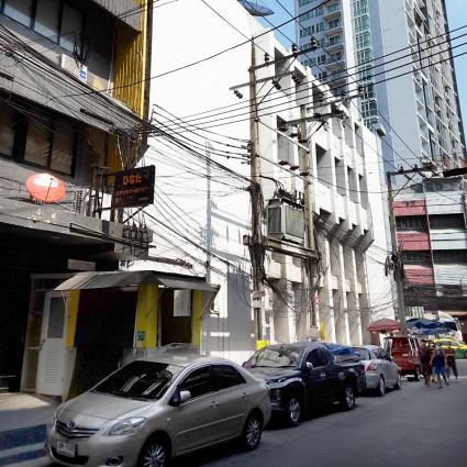 ขายอาคารสำนักงาน4.5ชั้น 78 ตารางวา ซ.ปรีดีย์พนมยงค์1 ถ.สุขุมวิท71 หลังมุม ทำเลดีมาก