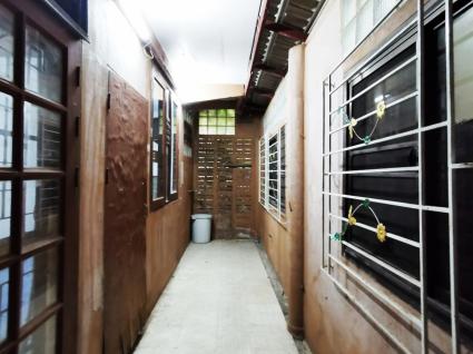 ขายบ้านเดี่ยว2หลังในพื้นที่เดียวกัน ขนาด 79 ตารางวา ม.ประชานิเวศน์2