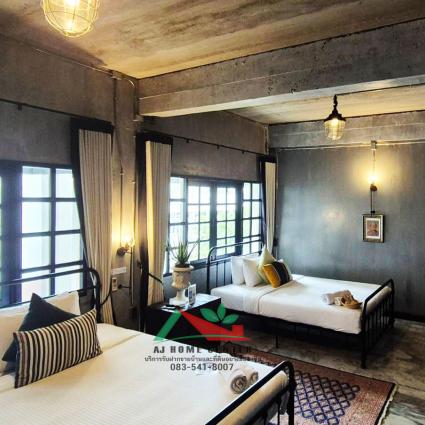 ขายโฮสเทล3.5ชั้น 2คูหา 80 ตารางวา แบ็งคอก โวยาช บูติก Bangkok Voyage Boutique ซ.พหลโยธิน5