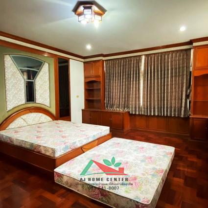 ขายที่ดินพร้อมบ้านและสิ่งปลูกสร้าง 3-2-74.3 ไร่ ซ.ติวานนท์-ปากเกร็ด22 