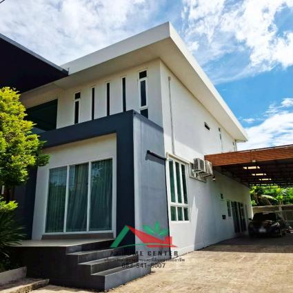 ขายบ้านเดี่ยวพร้อมสระว่ายน้ำและเรือนรับรอง 237.2 ตารางวา โครงการฟลอร่าวิลล์ พาร์ค ซิตี้ ซ.สุวินทวงศ์38
