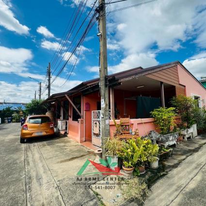 ขายทาวน์เฮ้าส์ชั้นเดียว 37.4 ตารางวา ซ.วัดเวฬุวนาราม15 หลังมุม