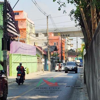 ขายบ้านพร้อมโกดัง 220 ตารางวา ซ.สุขสวัสดิ์66 ราคาร้อนเงิน
