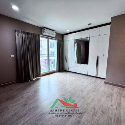 ขายทาวน์โฮม3ชั้น 20 ตารางวา ม.บ้านกลางเมือง S-Sense ศรีนครินทร์