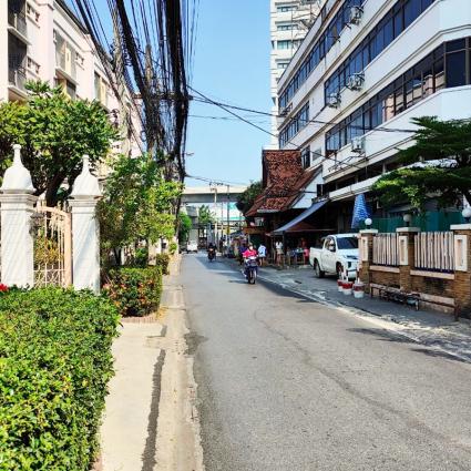 ขายคอนโดรีเจ้นท์โฮม3 พหลโยธิน57 ขนาด 74.08 ตารางเมตร ชั้น2 ตึกB ห้องมุม