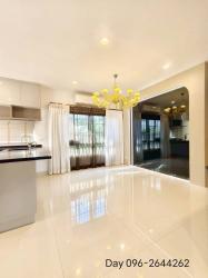 บ้านหรูหลังใหญ่ 5 ห้องนอน พร้อมอยู่ โครงการเศรษฐสิริ พหล–วัชรพล