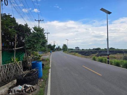 ขายด่วนที่ดินใกล้ราชภัฏสวนสุนันทา 3 ไร่ ติดถนนลาดยางสาธารณะ ต.ลานตากฟ้า อ.นครชัยศรี จ.นครปฐม